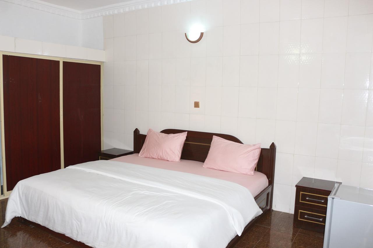 Cute Villa Hotel And Suites Uyo Eksteriør billede